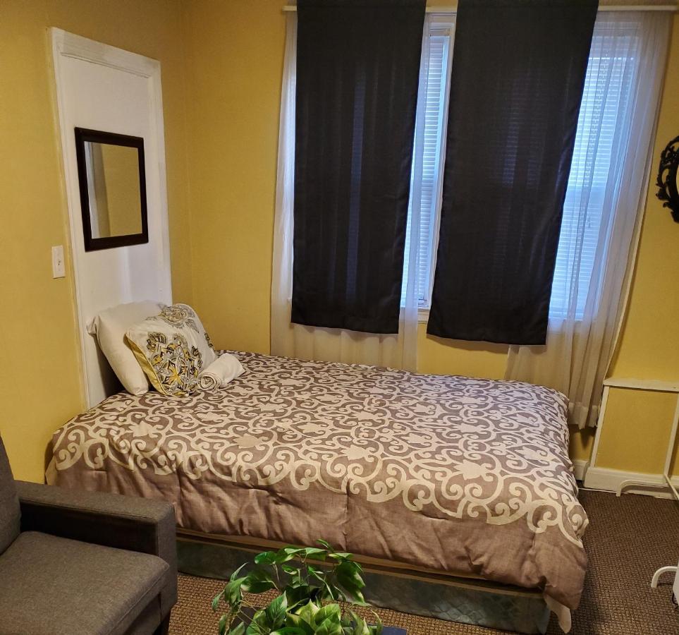 Short Term Rental Hotel Style Stay 5 Minutes To Downtown Baltimore Extérieur photo