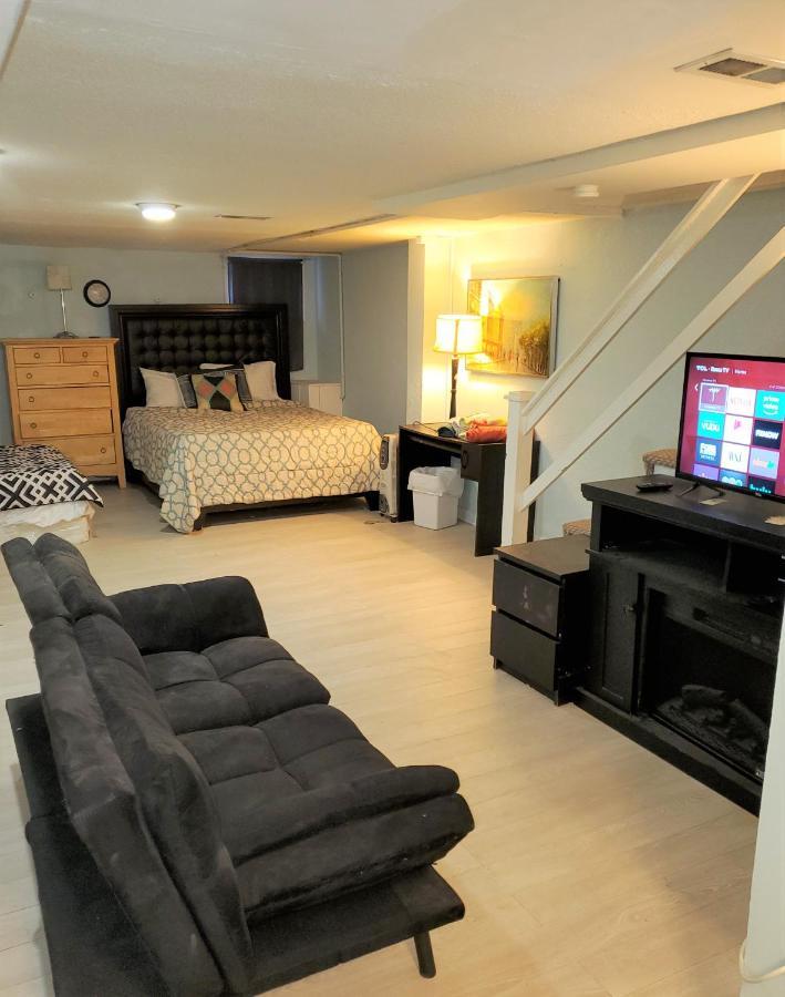 Short Term Rental Hotel Style Stay 5 Minutes To Downtown Baltimore Extérieur photo