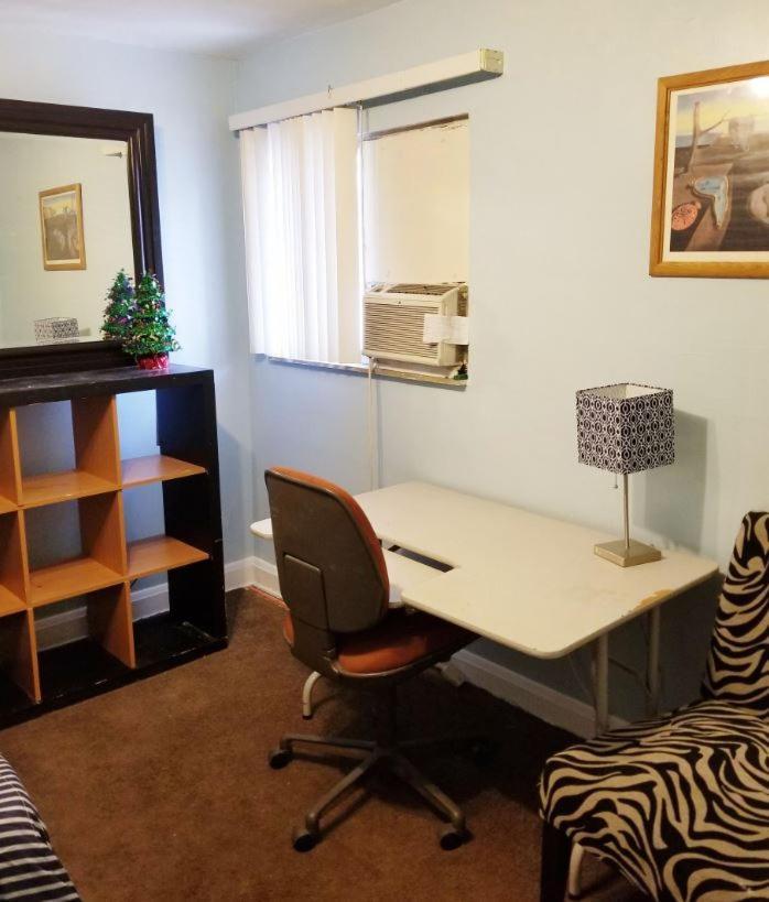 Short Term Rental Hotel Style Stay 5 Minutes To Downtown Baltimore Extérieur photo